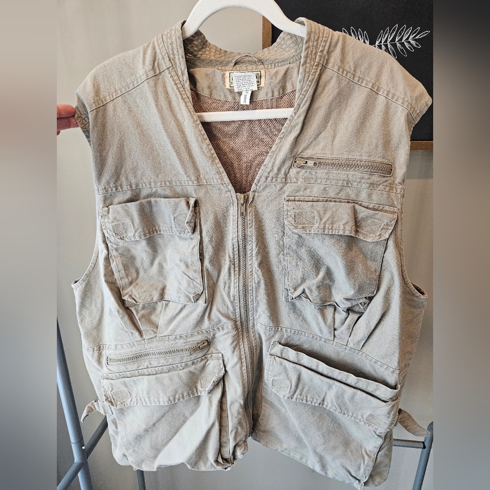 L. L. Bean Utility Vest Large Fishing Outdoors Hiking Khaki Tropic Weights